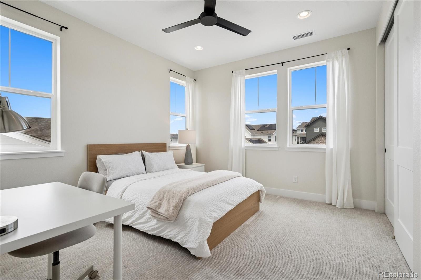 6851 Copper Sky Circle