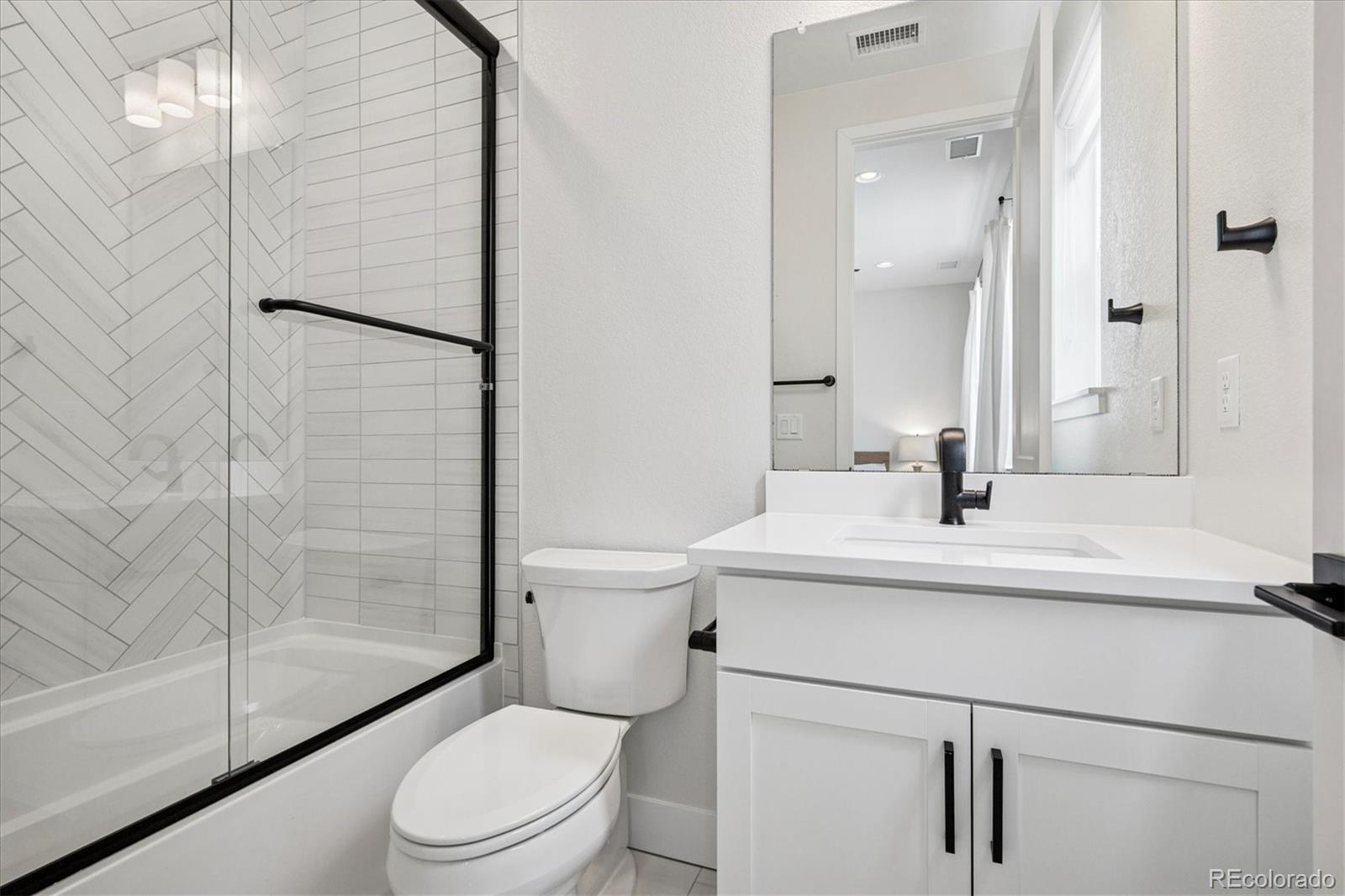 6851 Copper Sky Circle