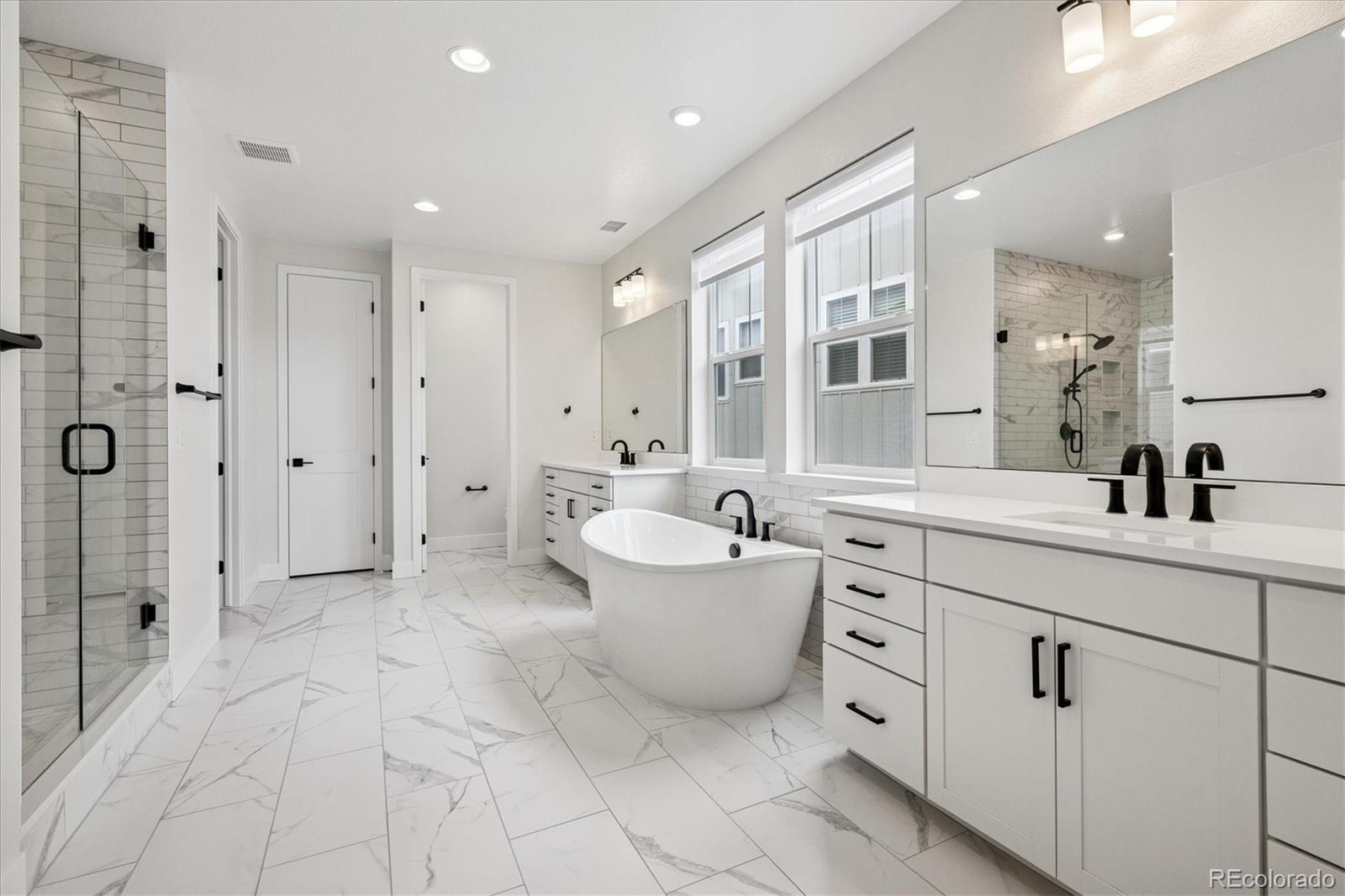 6851 Copper Sky Circle