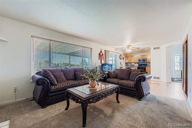2743 S Waco Way