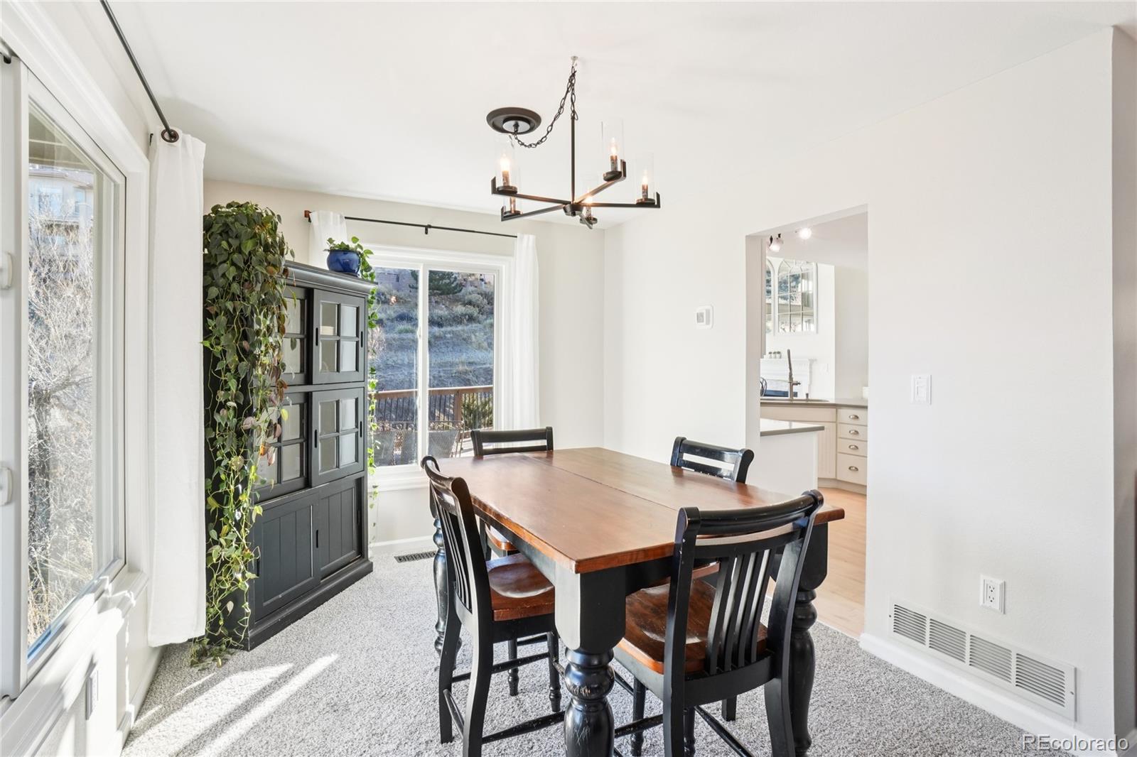 7084 Fox Paw Trail