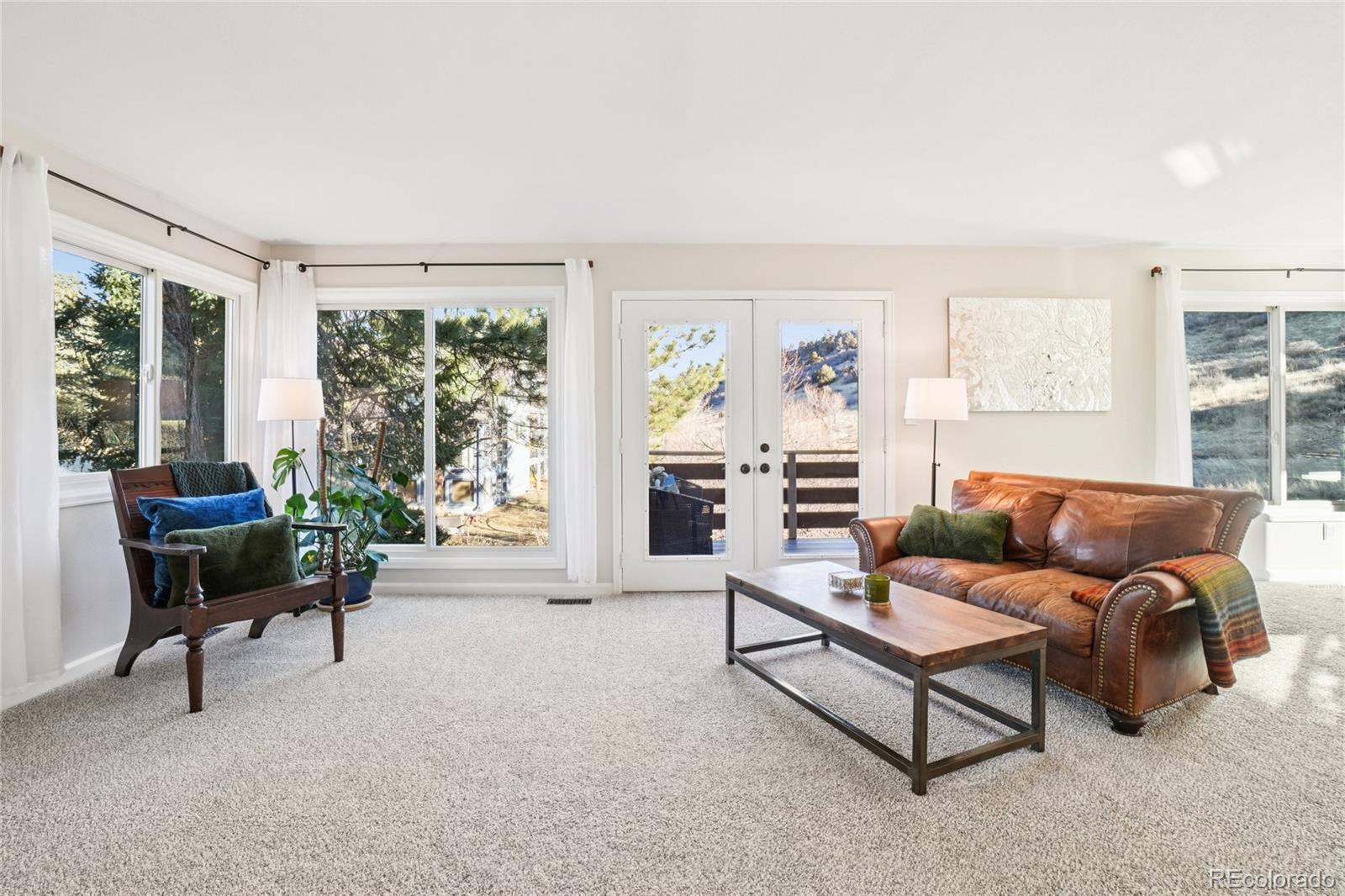 7084 Fox Paw Trail