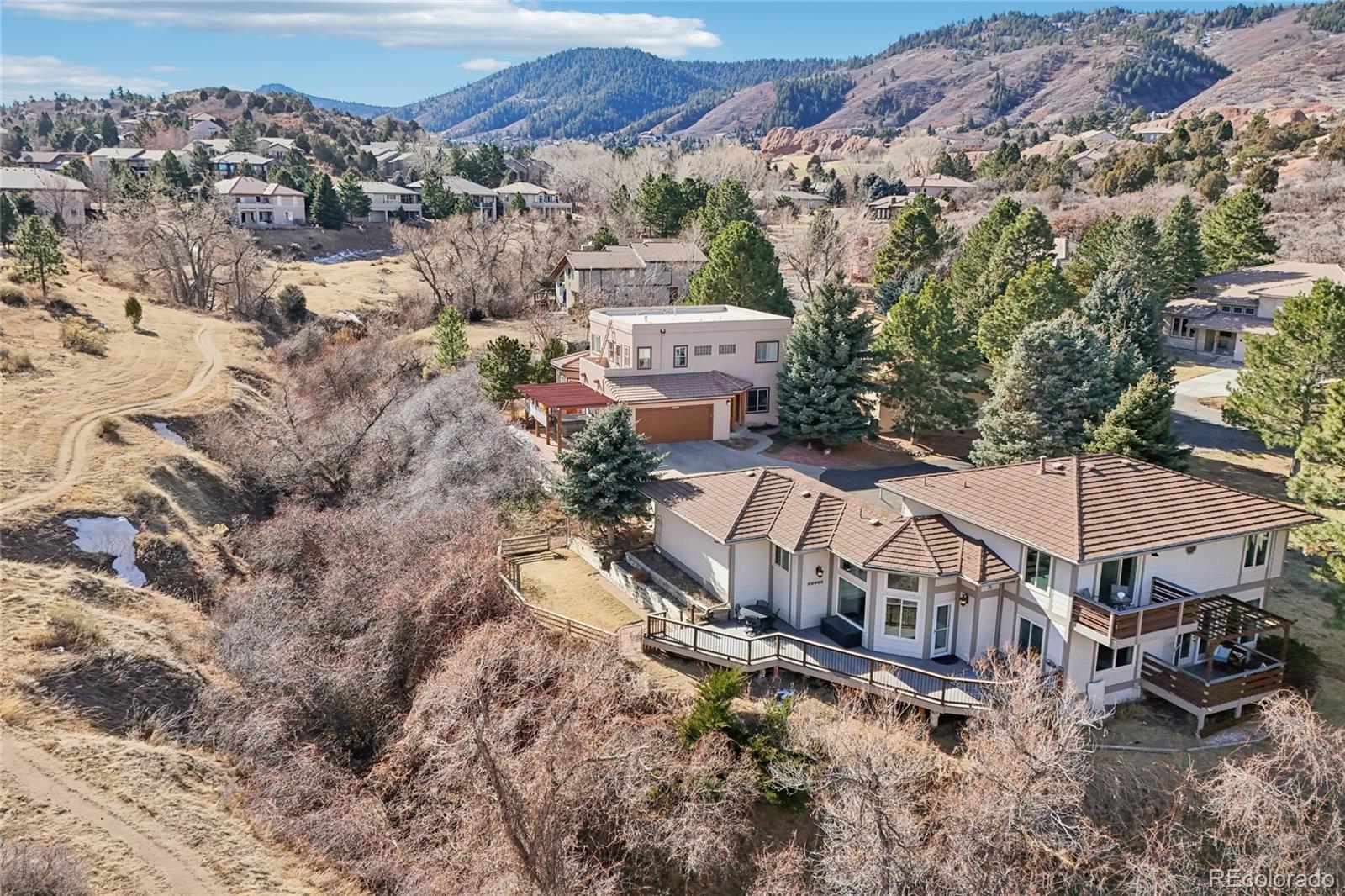 7084 Fox Paw Trail