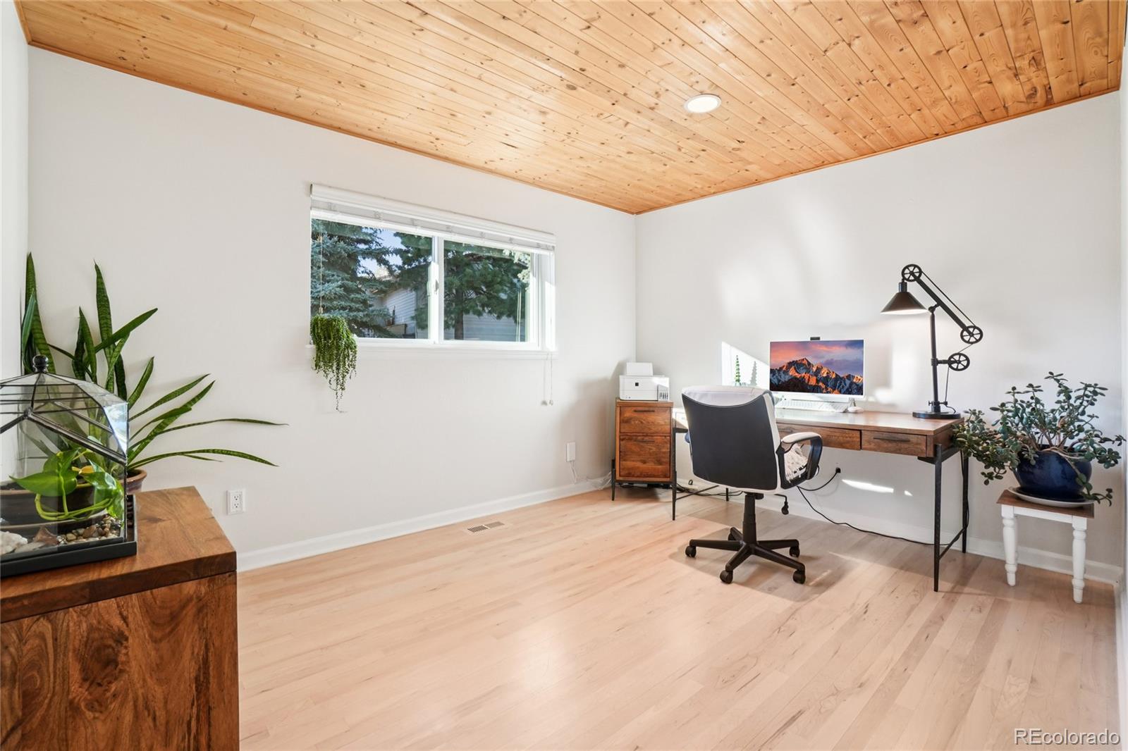 7084 Fox Paw Trail