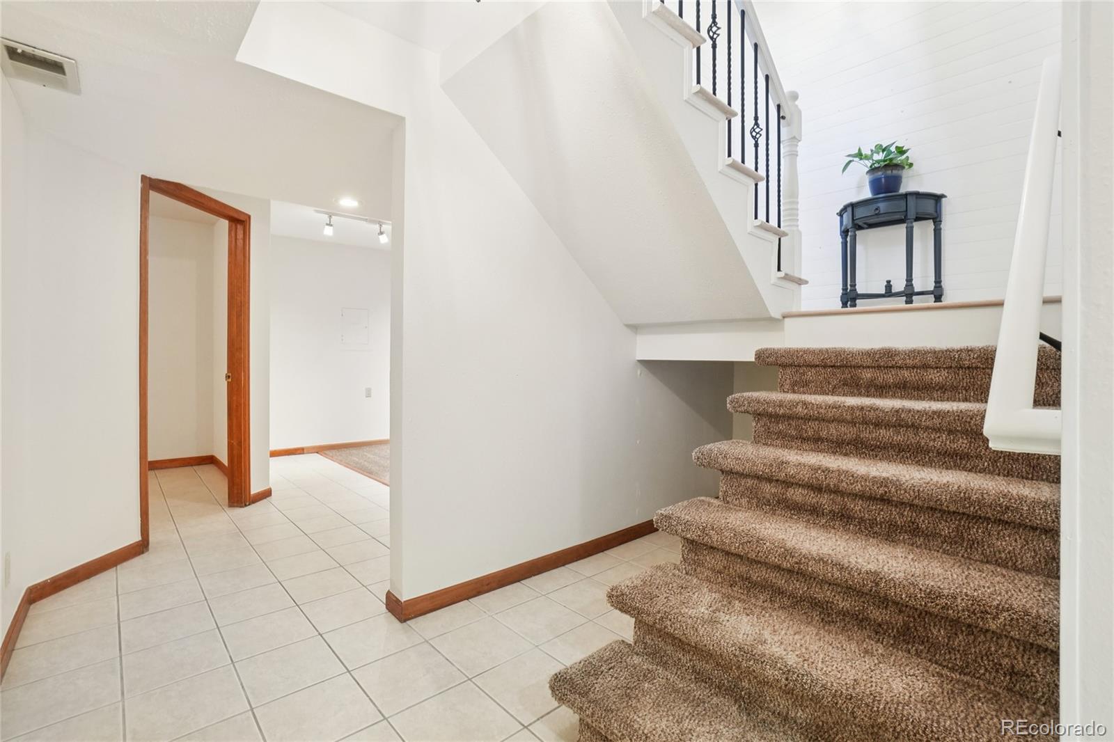 7084 Fox Paw Trail
