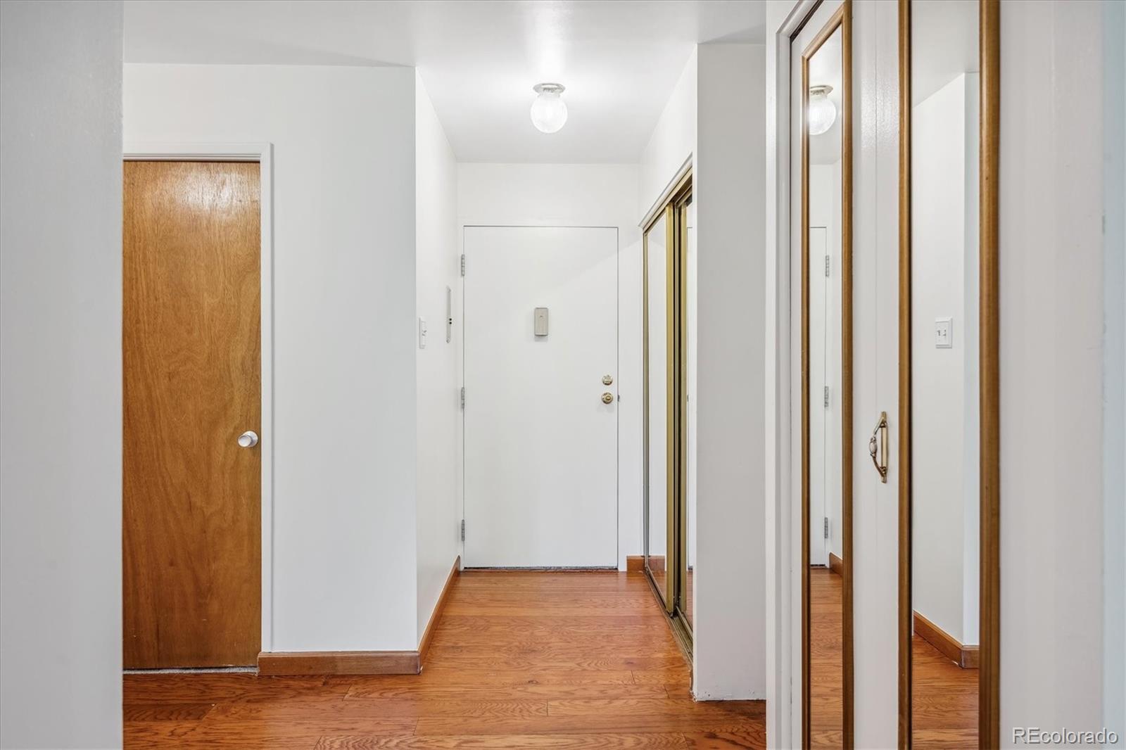 610 S Alton Way Unit: 5D