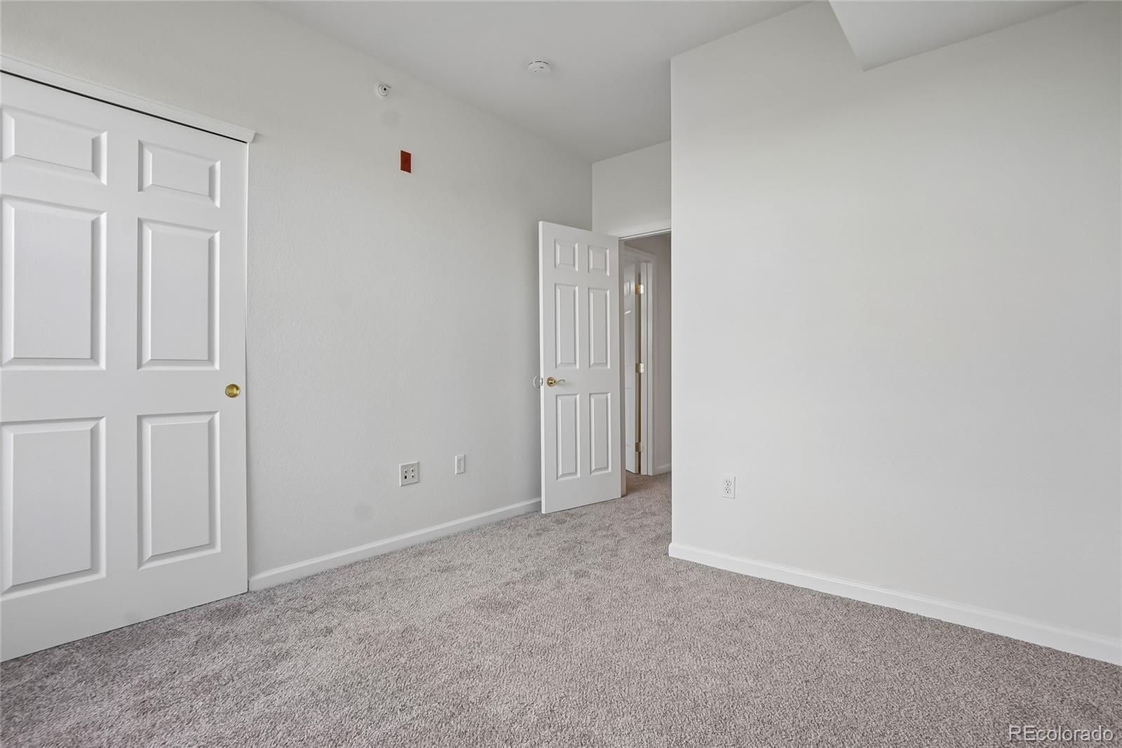 7440 S Blackhawk Street Unit: 11-203