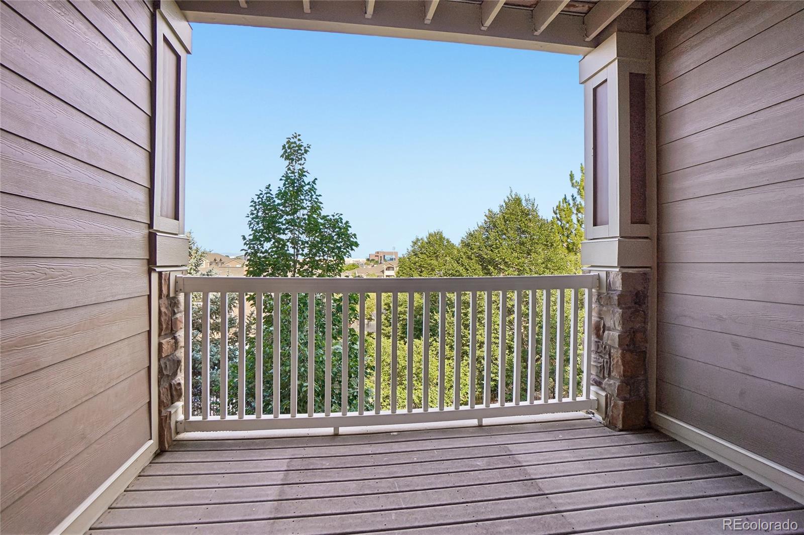 7440 S Blackhawk Street Unit: 11-203