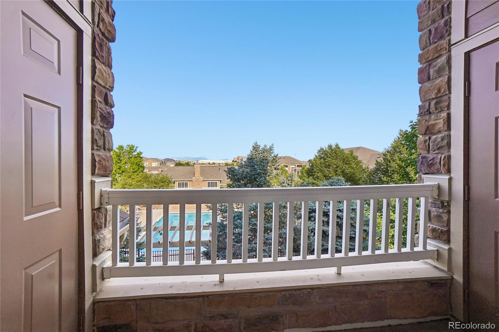 7440 S Blackhawk Street Unit: 11-203