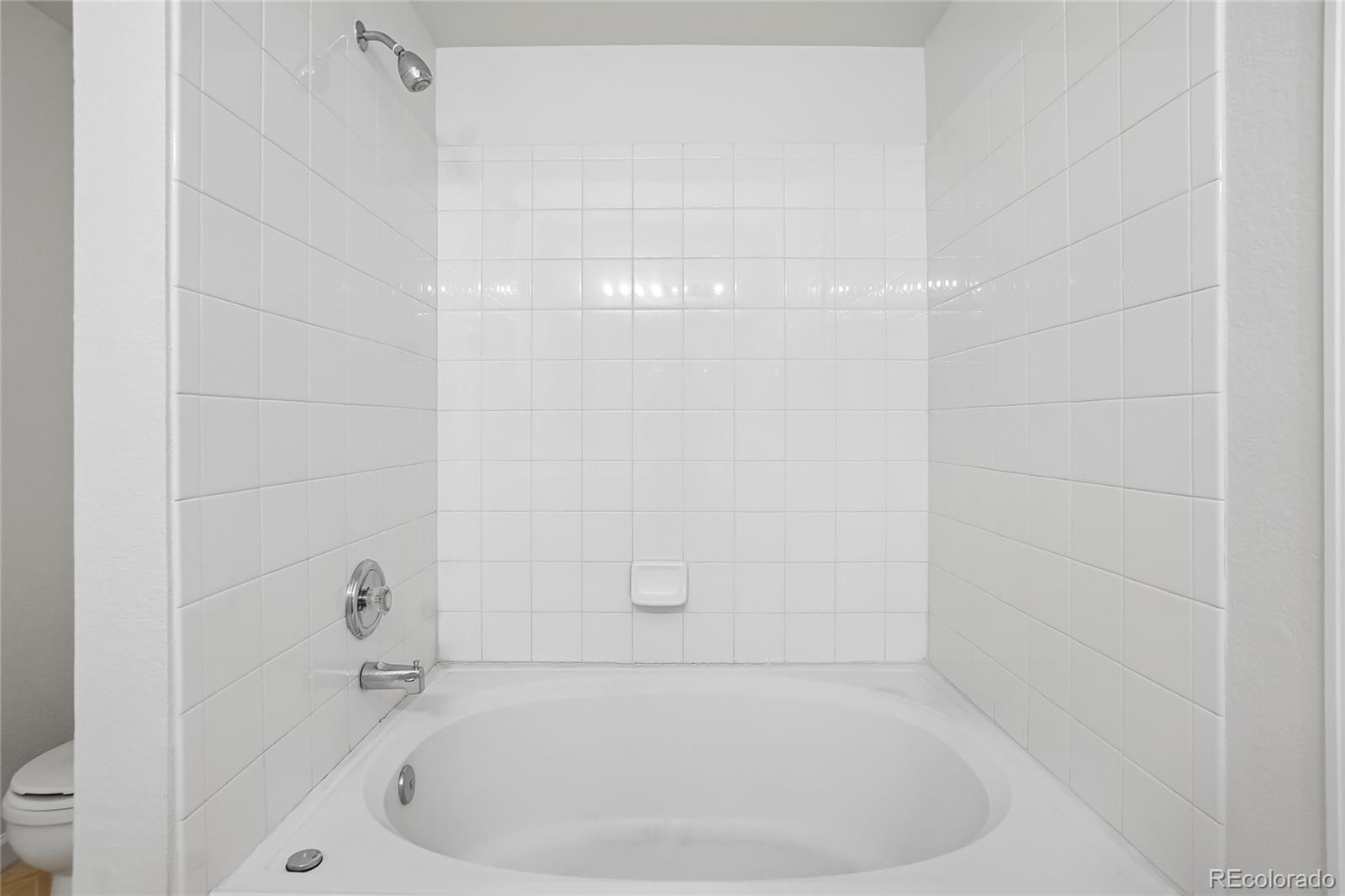 7440 S Blackhawk Street Unit: 11-203