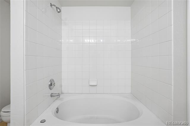 7440 S Blackhawk Street Unit: 11-203