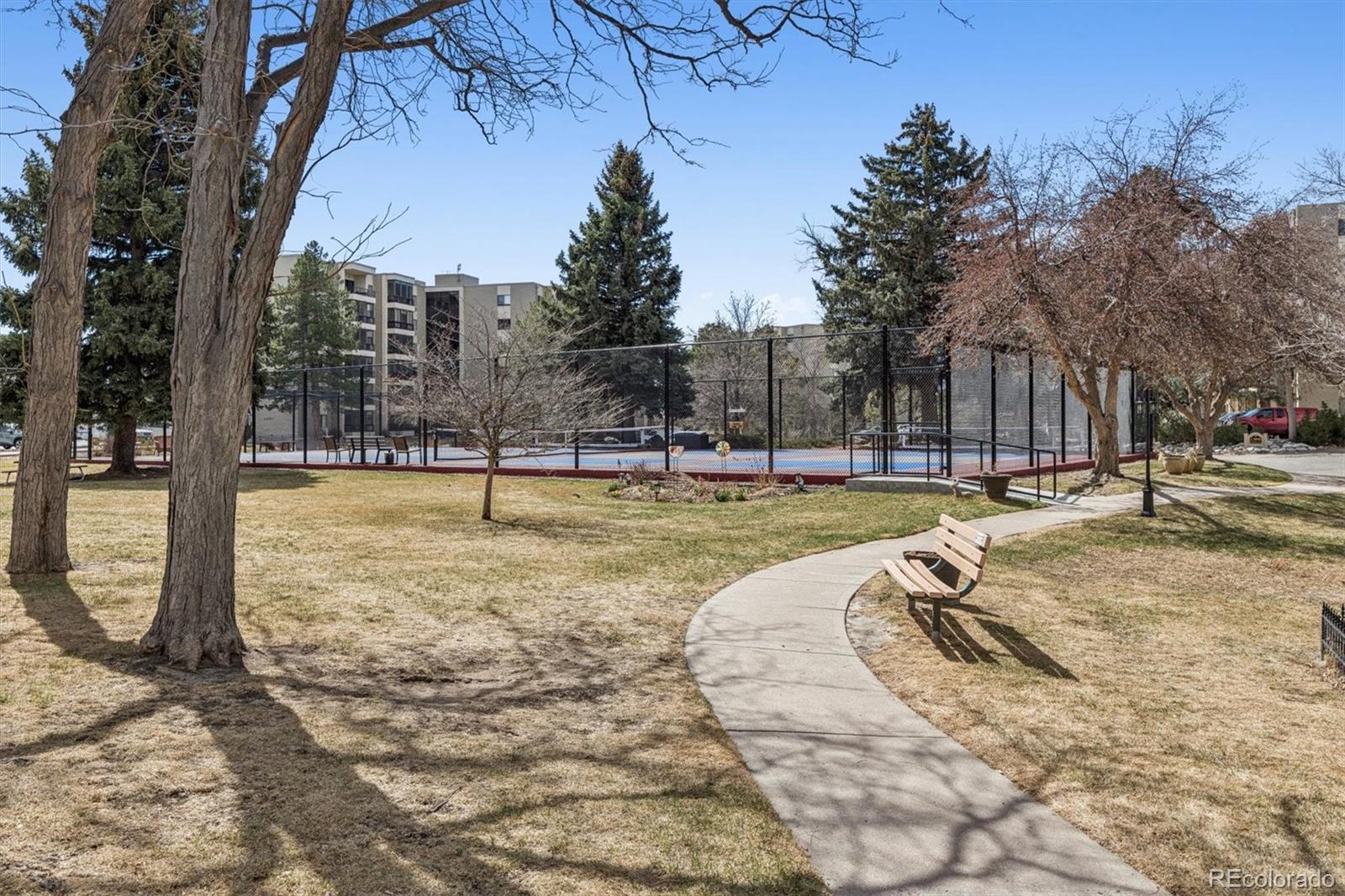 13902 E Marina Drive Unit: 311