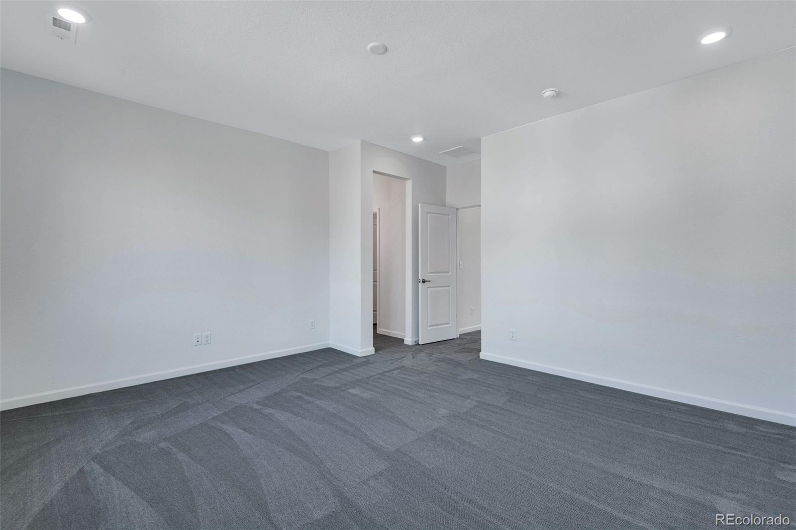 13521 E 99th Place