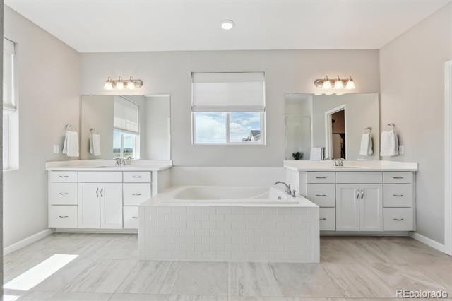 3038 Blithe Point