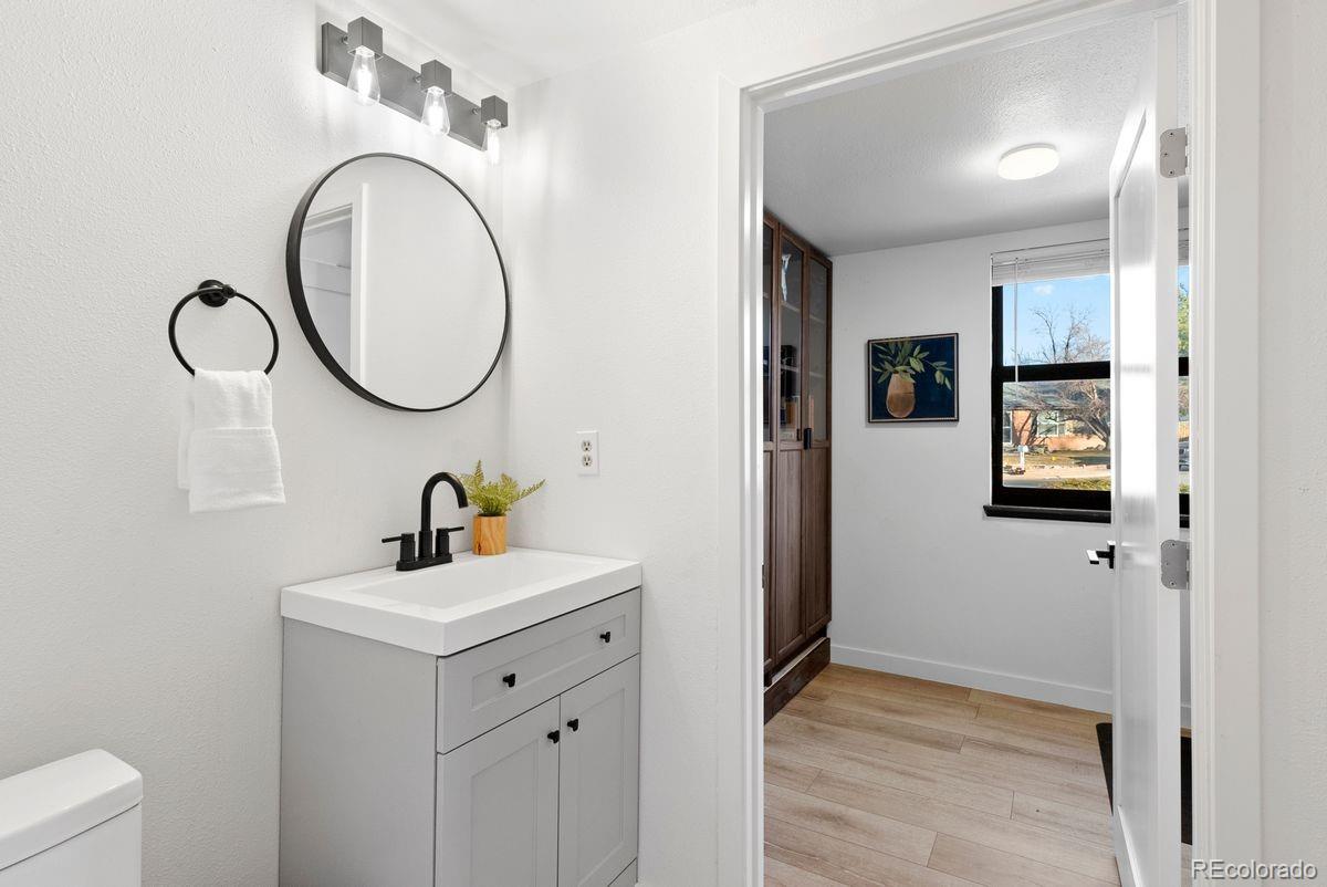 7461 S Kit Carson Street