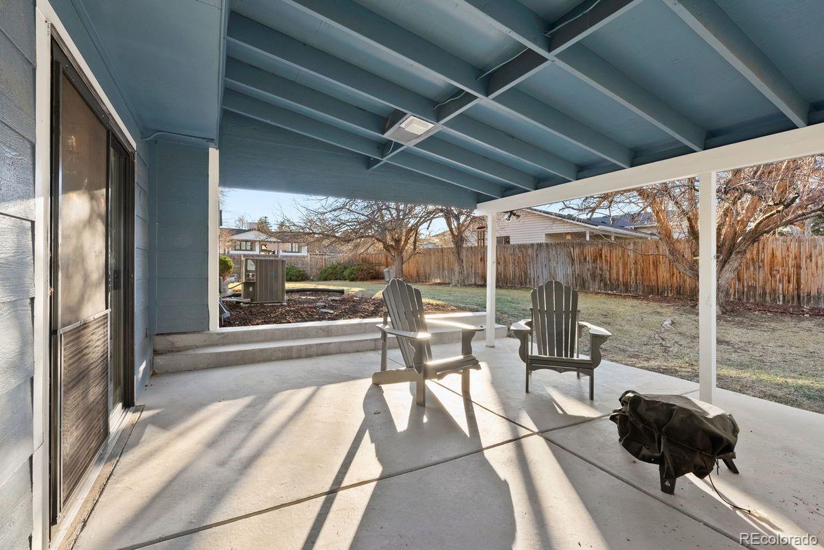 7461 S Kit Carson Street