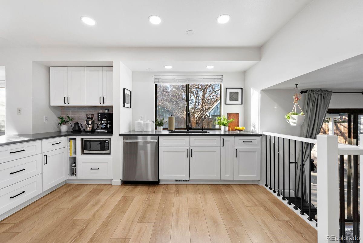 7461 S Kit Carson Street