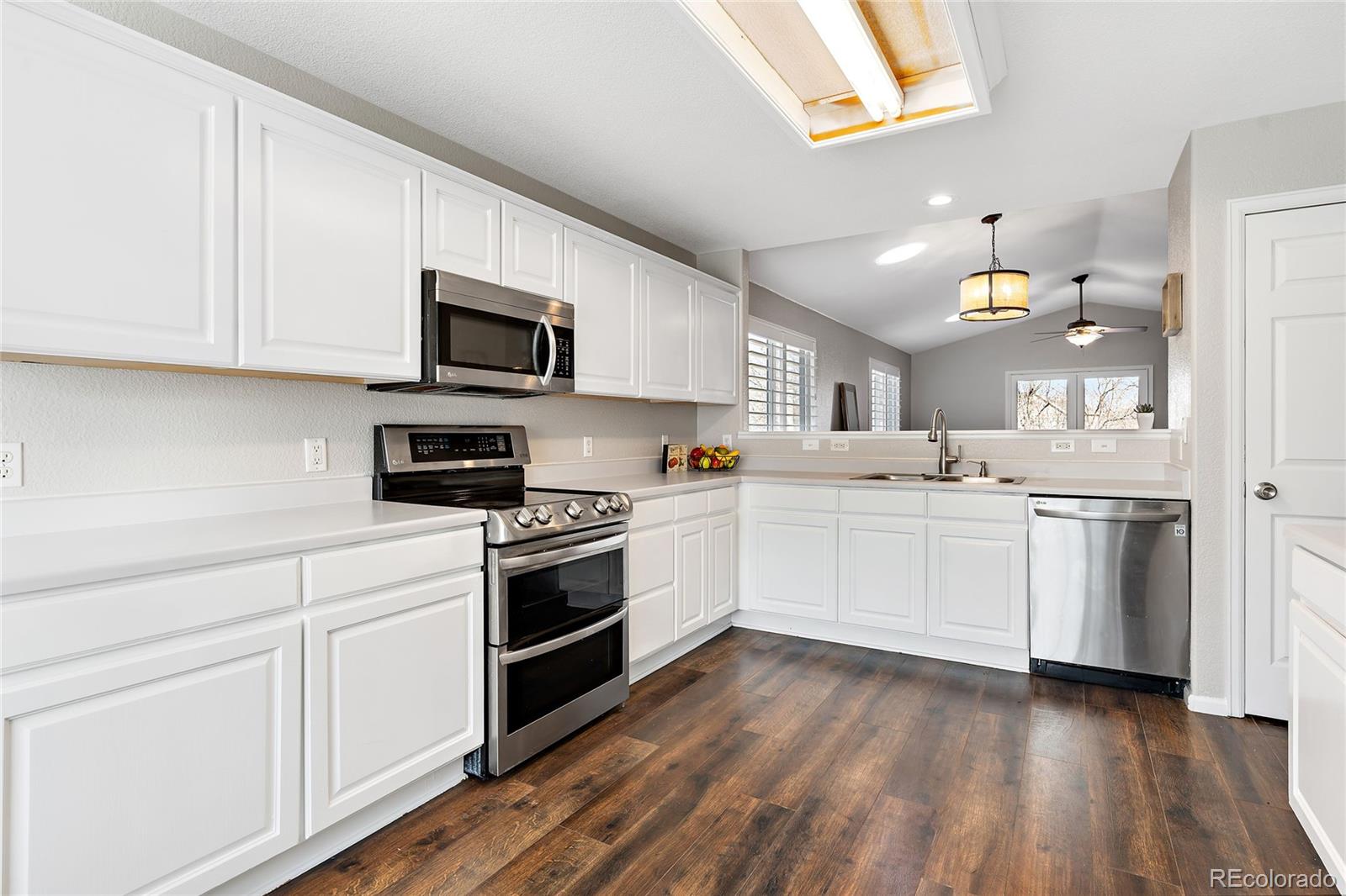 9408 High Cliffe Street
