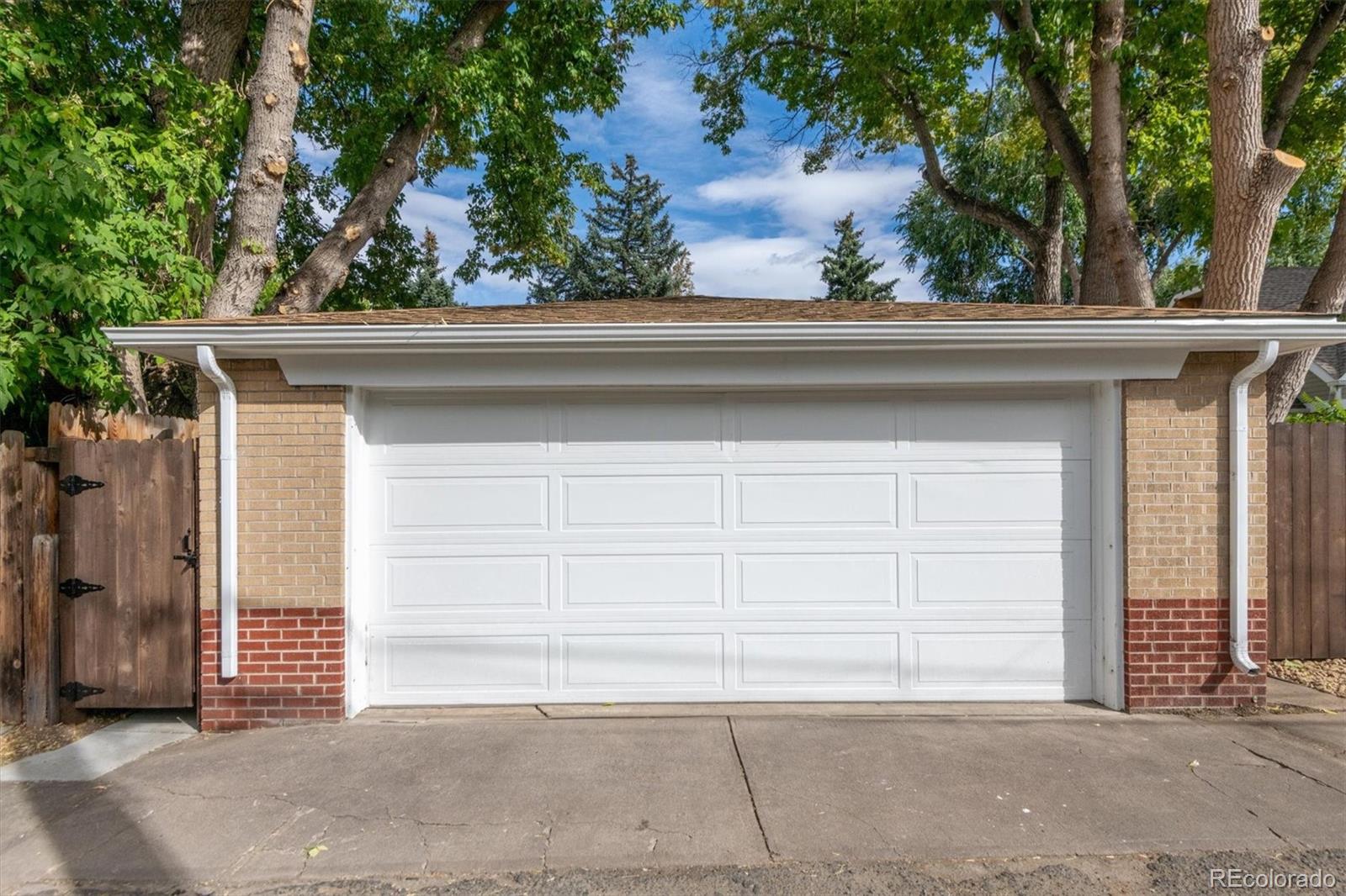 1243 N Monroe Street