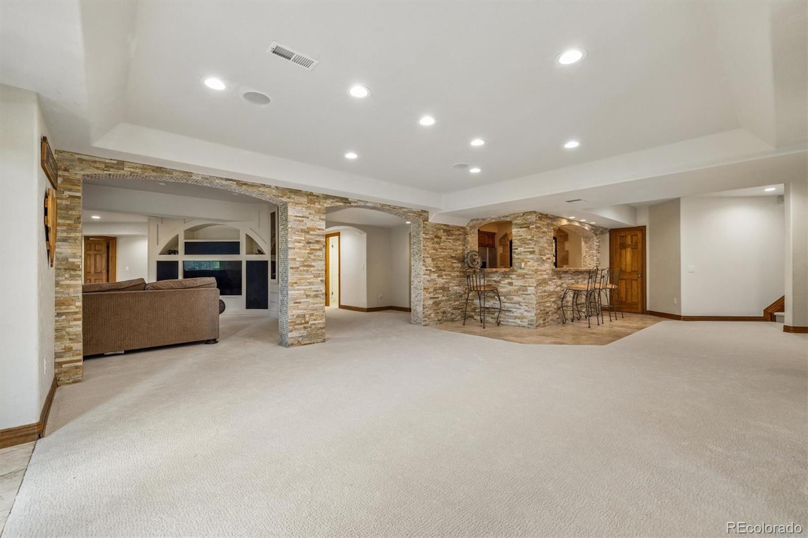 2376 Trails End