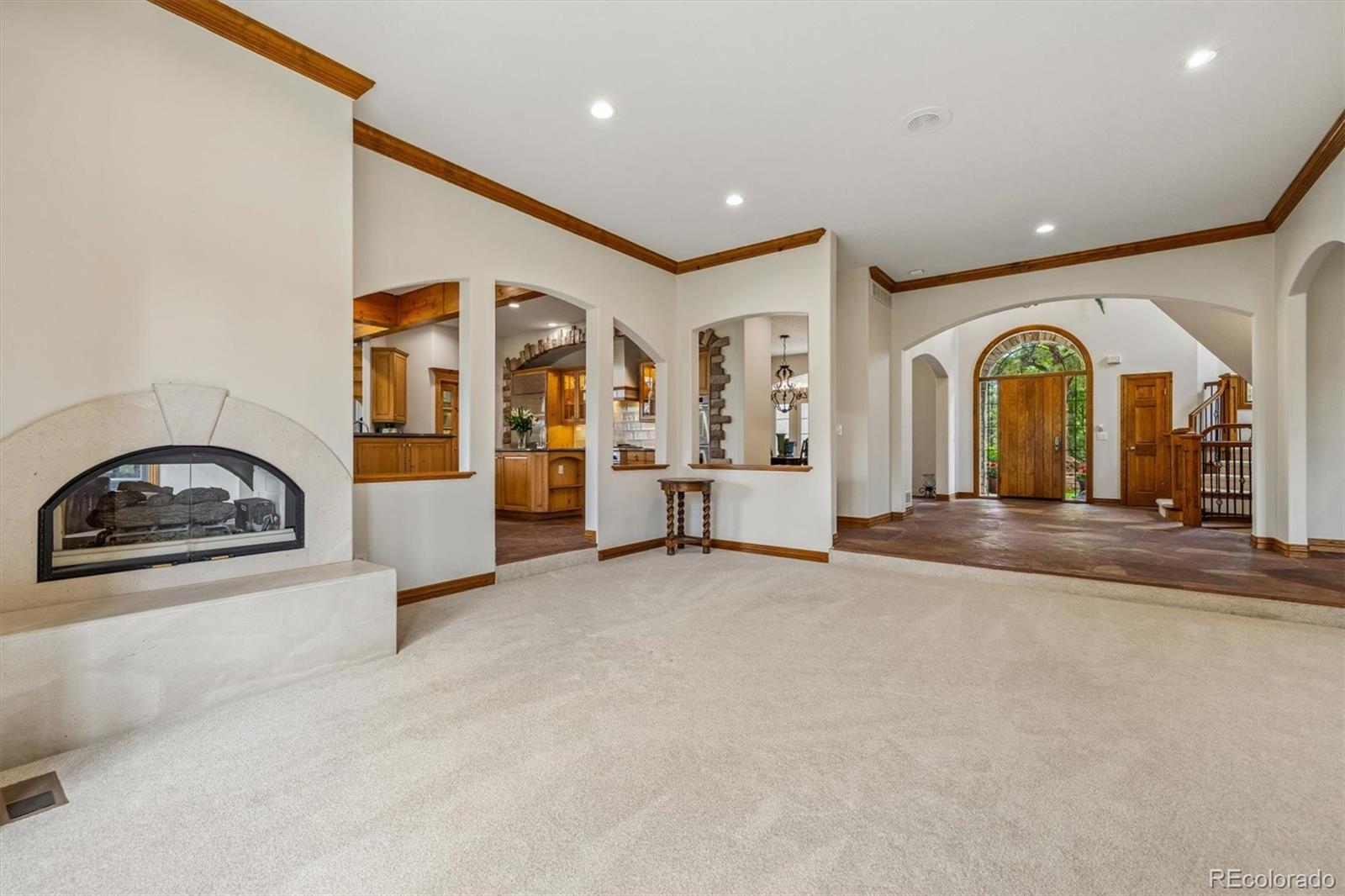 2376 Trails End