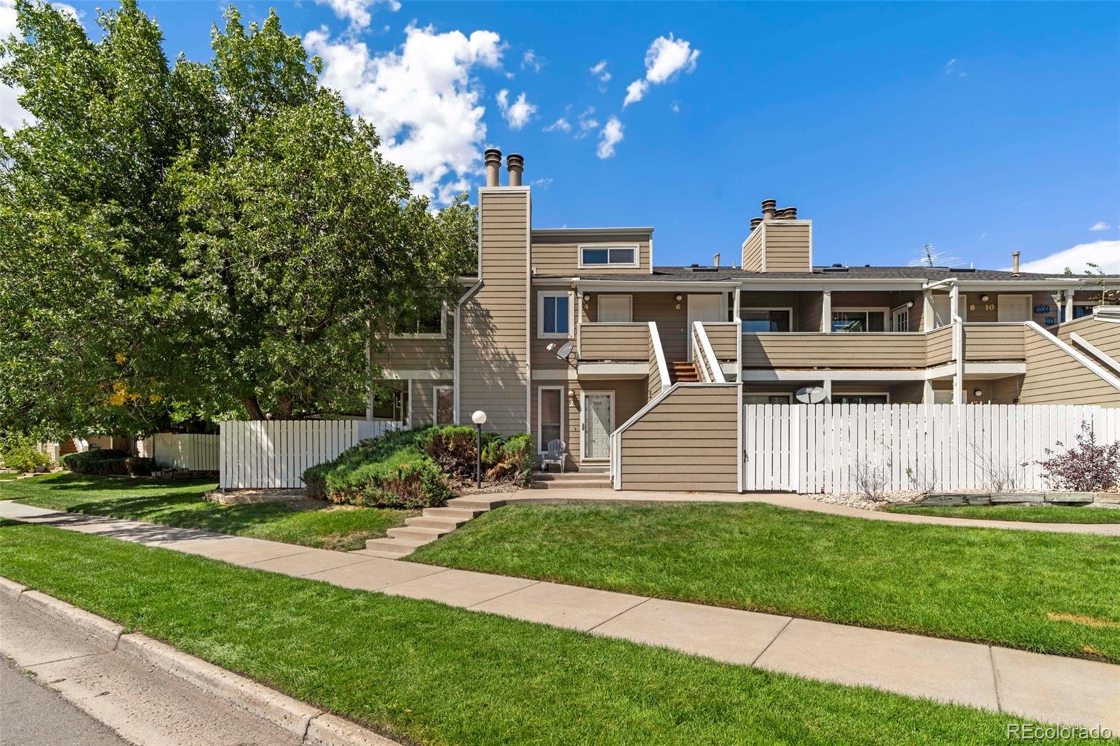 8005 E Colorado Avenue Unit: 4