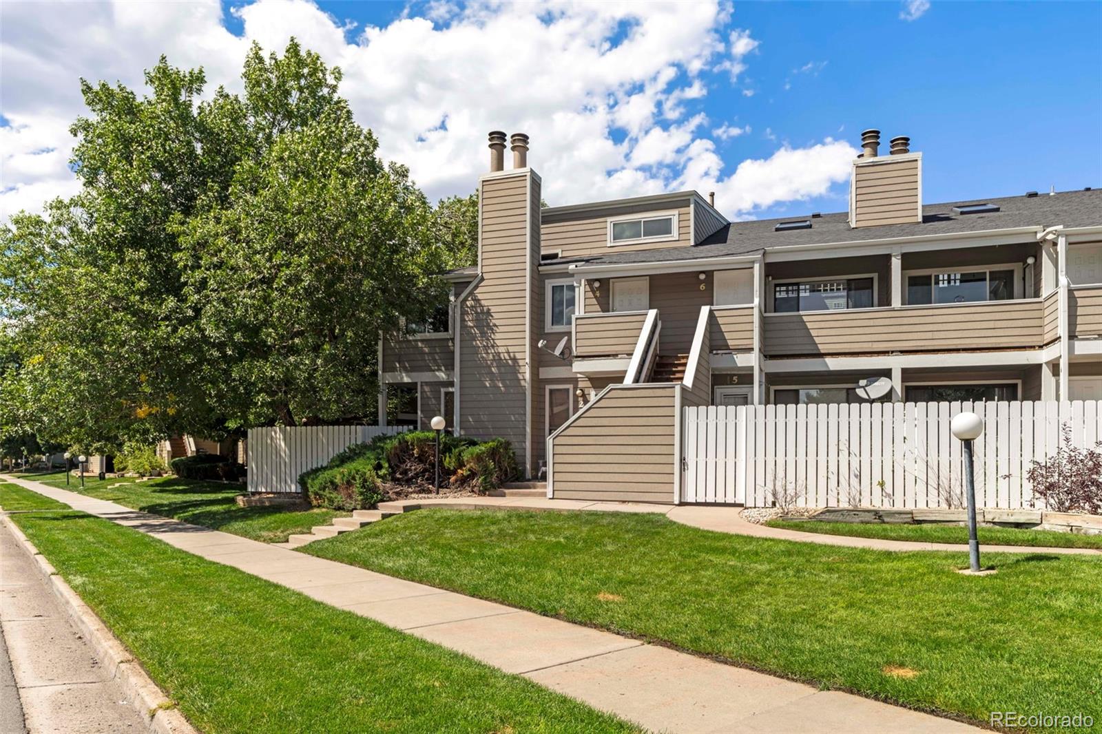 8005 E Colorado Avenue Unit: 4
