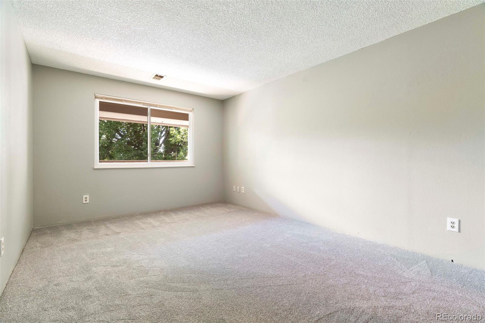 8005 E Colorado Avenue Unit: 4
