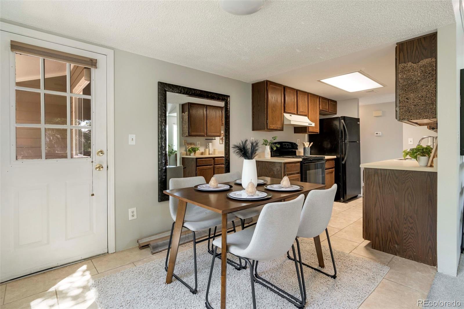 8005 E Colorado Avenue Unit: 4