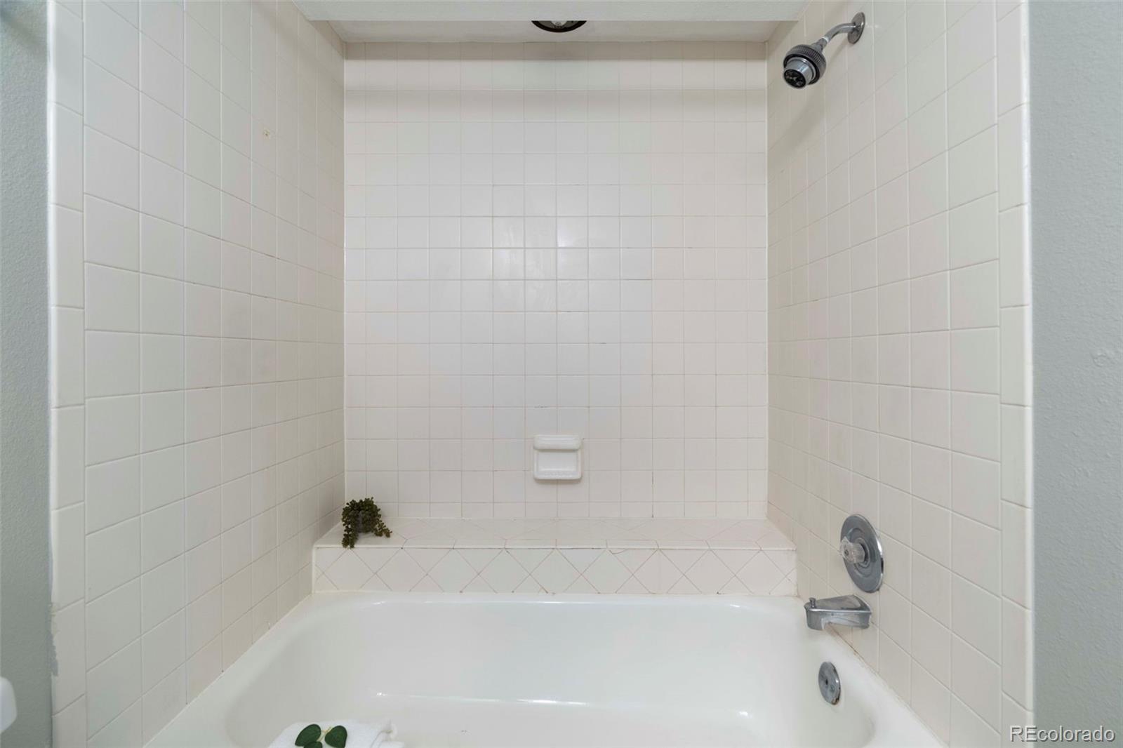 8005 E Colorado Avenue Unit: 4