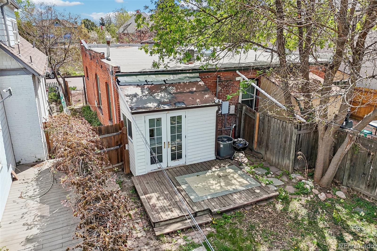 3275 Perry Street
