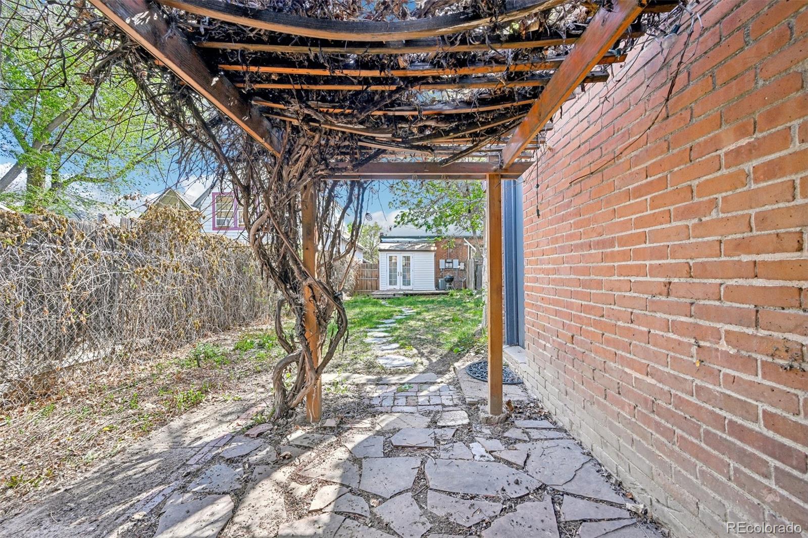 3275 Perry Street