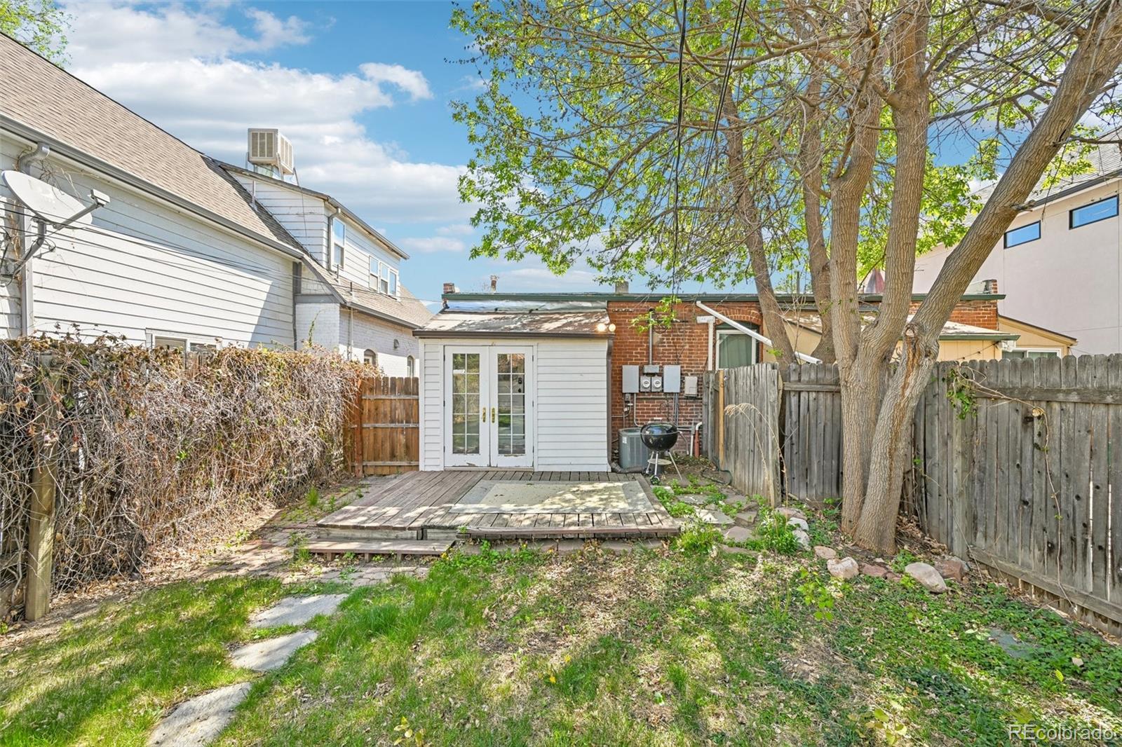 3275 Perry Street