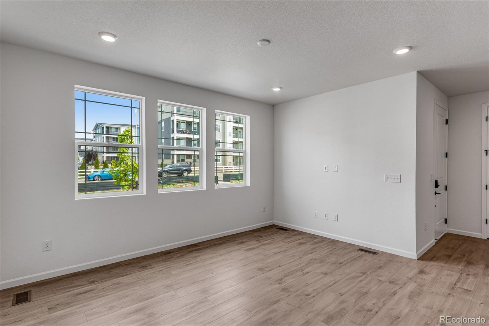 1415 Great Western Drive