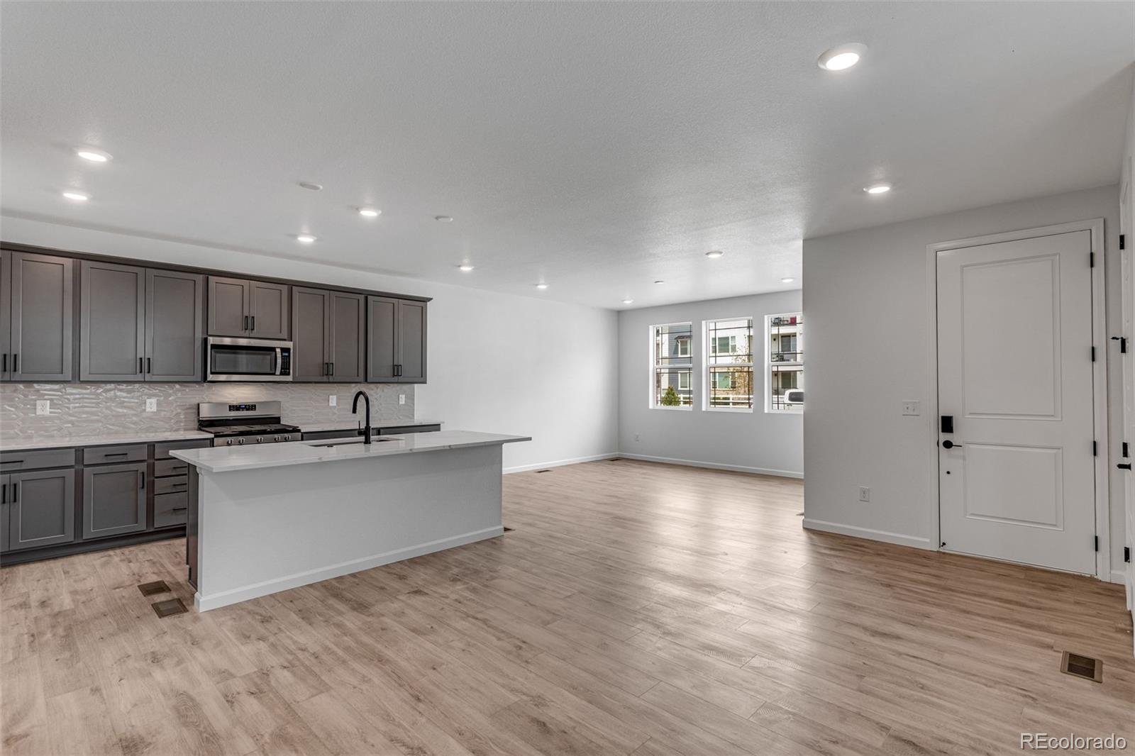 1415 Great Western Drive