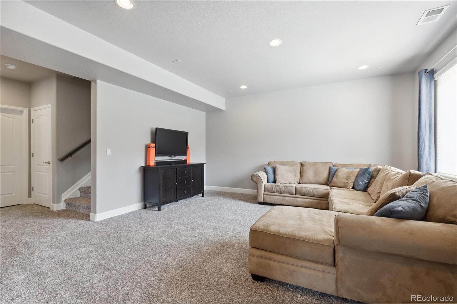 10777 Worthington Circle