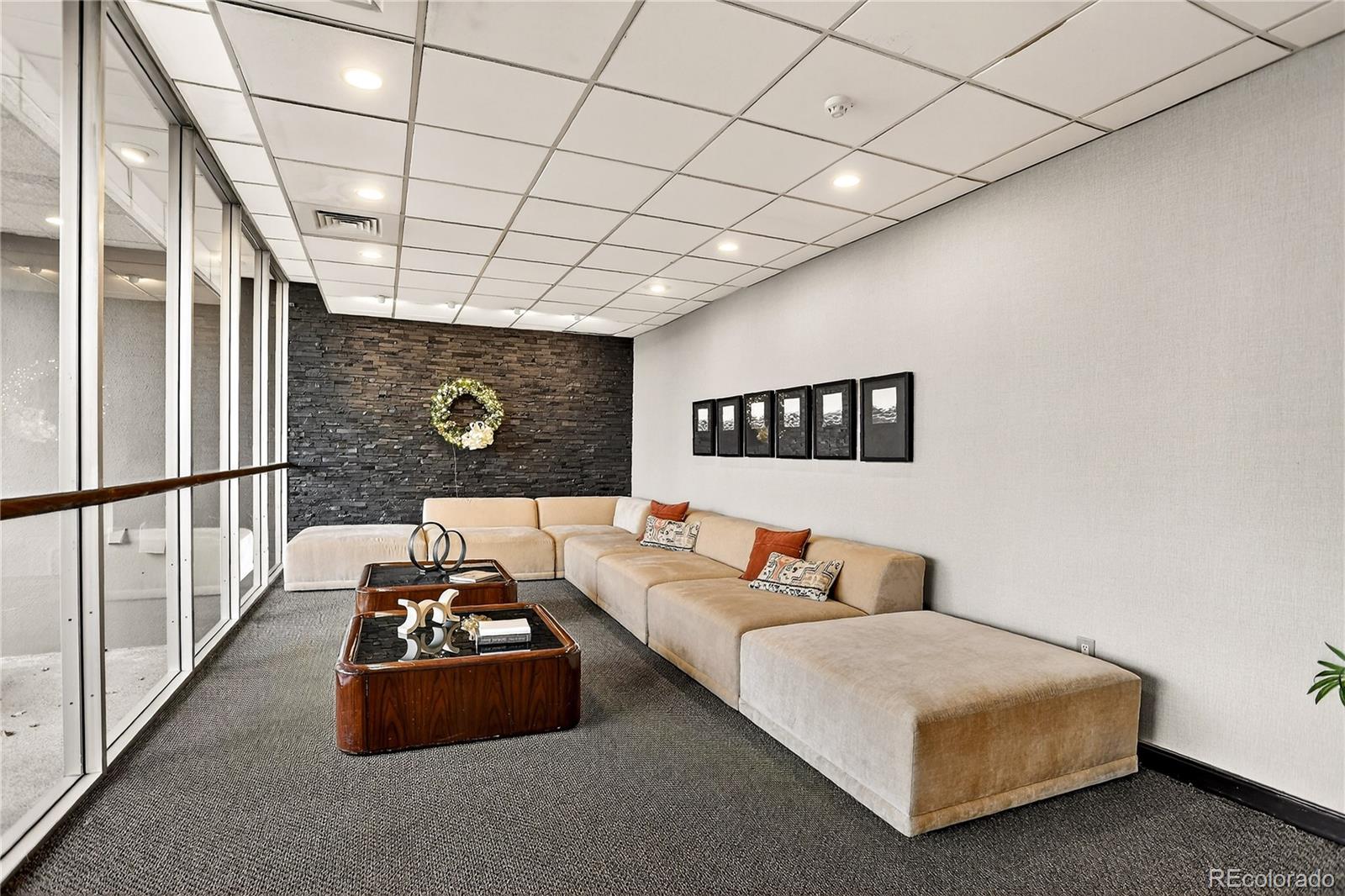 2 Adams Street Unit: 608