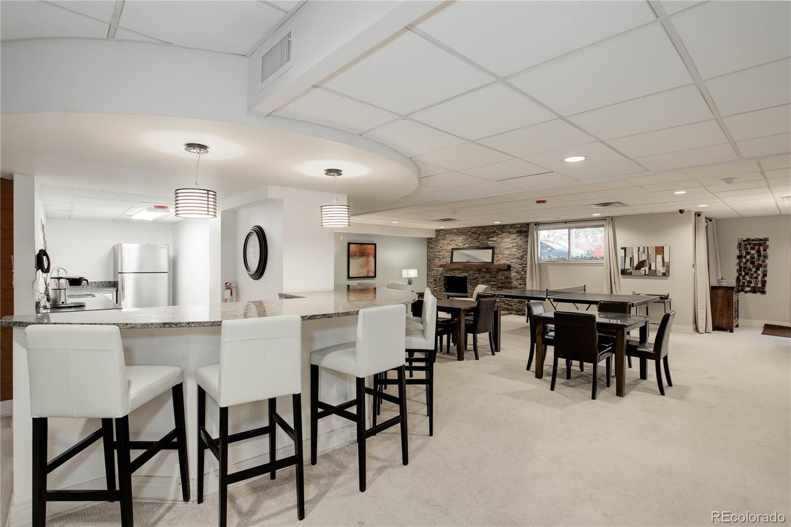 2 Adams Street Unit: 608