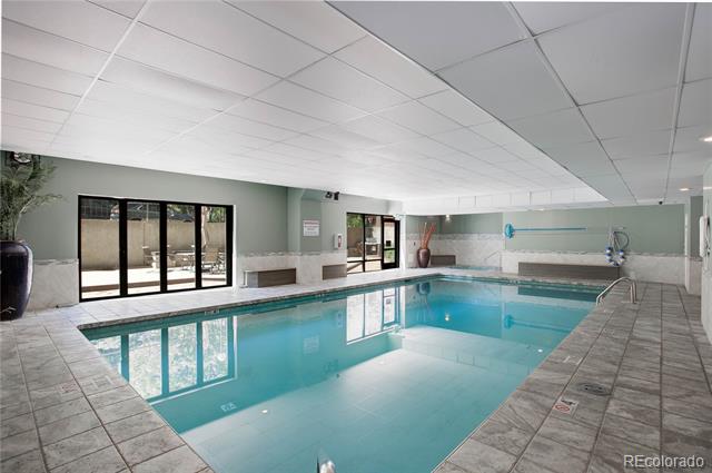 2 Adams Street Unit: 608