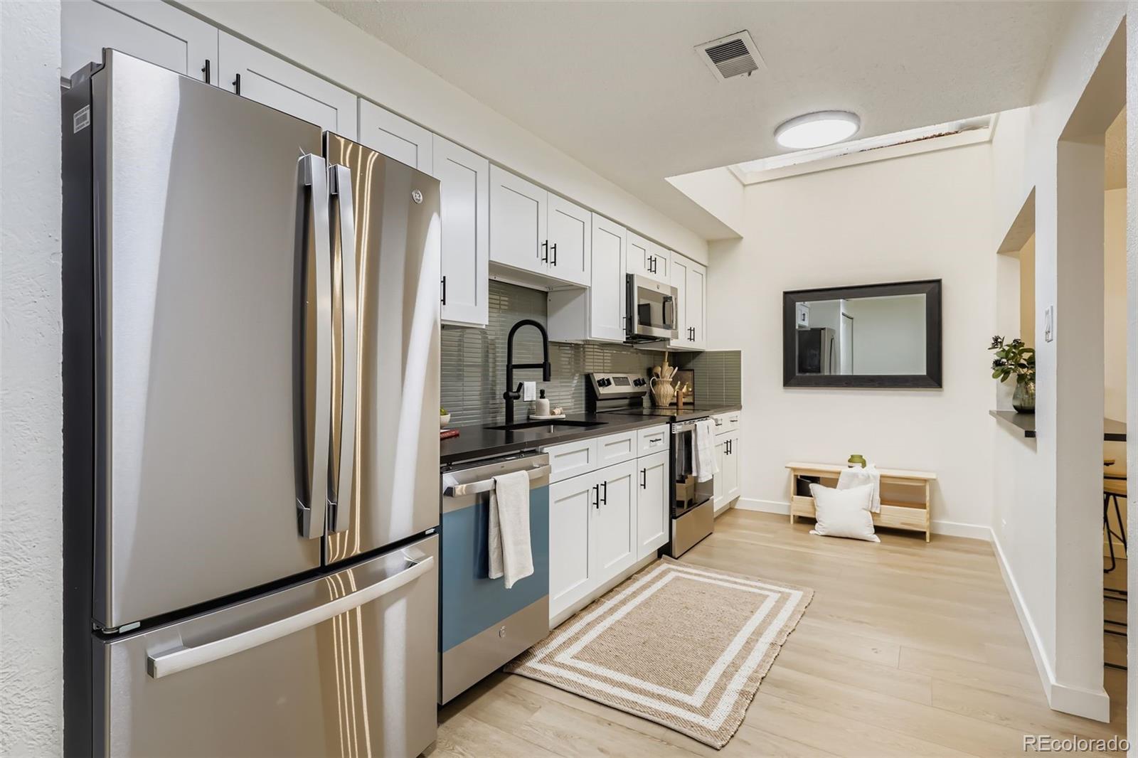 2823 S Locust Street