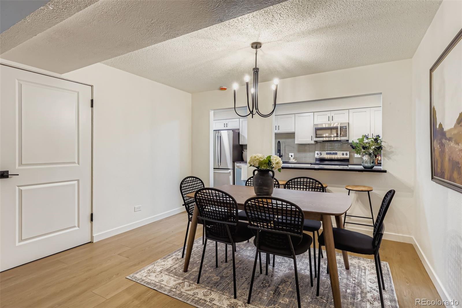 2823 S Locust Street