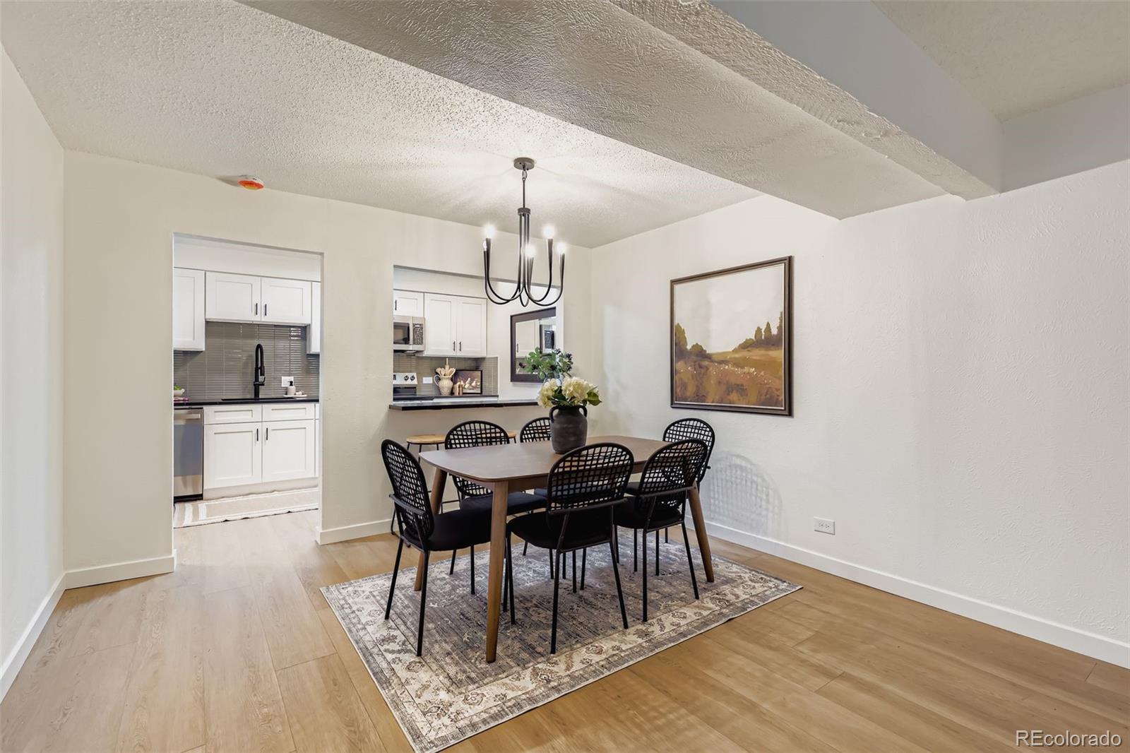 2823 S Locust Street