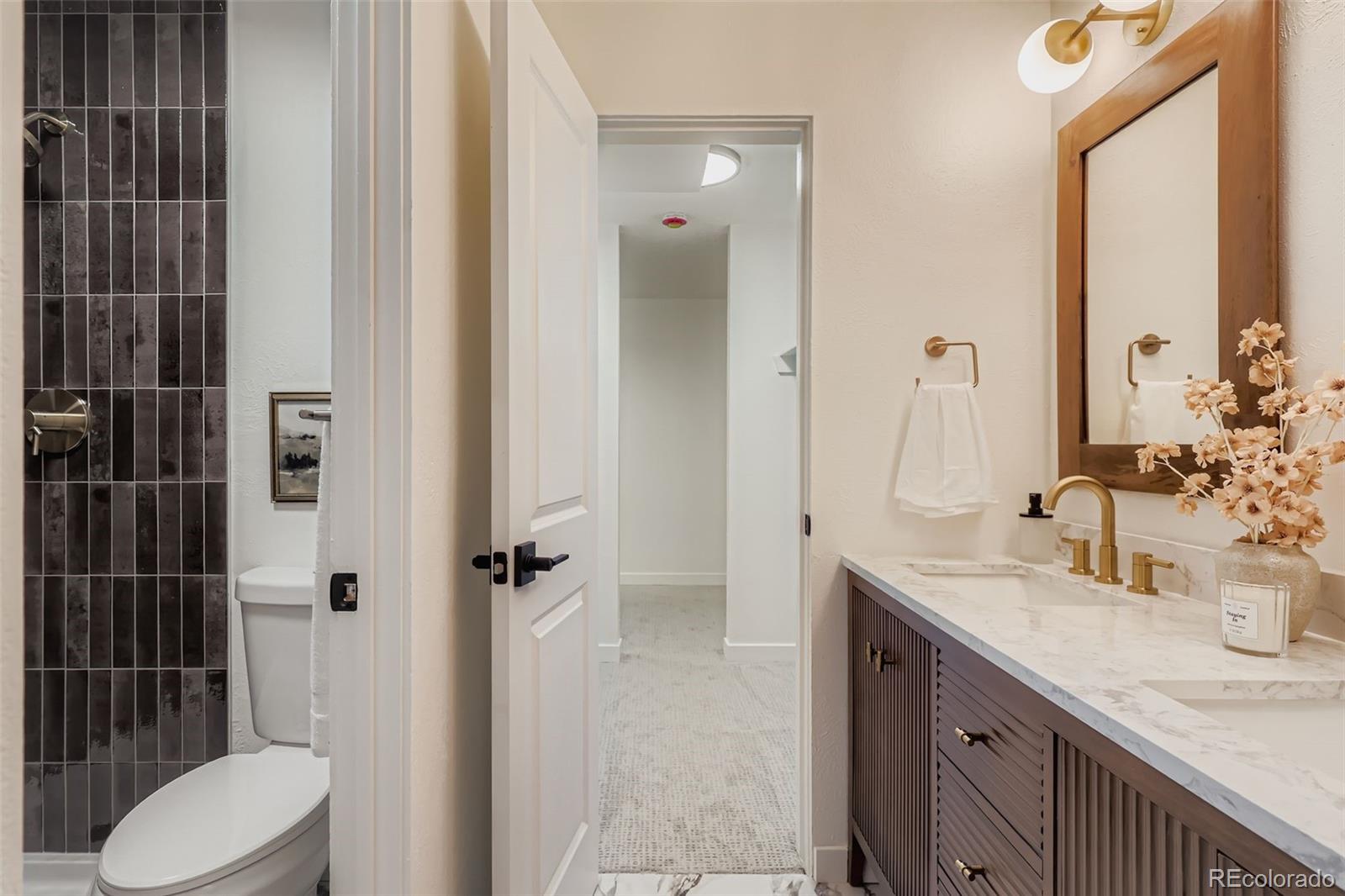 2823 S Locust Street