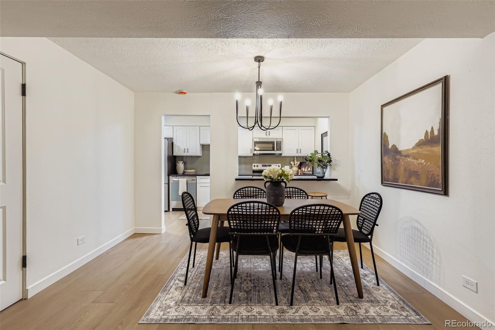 2823 S Locust Street