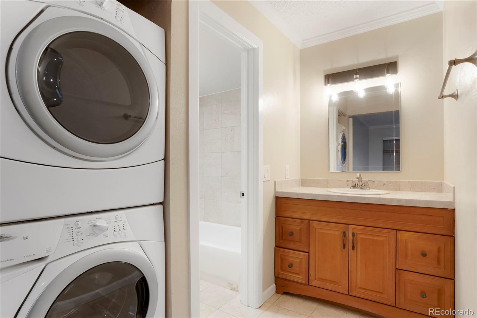 7665 E Eastman Avenue Unit: 302B