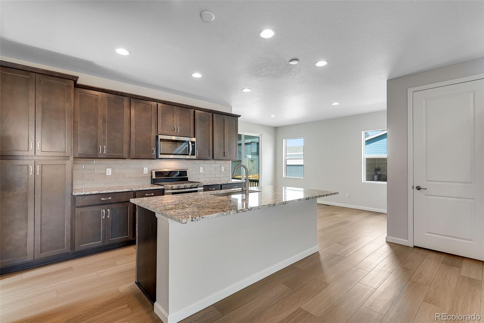 10661 Reunion Parkway