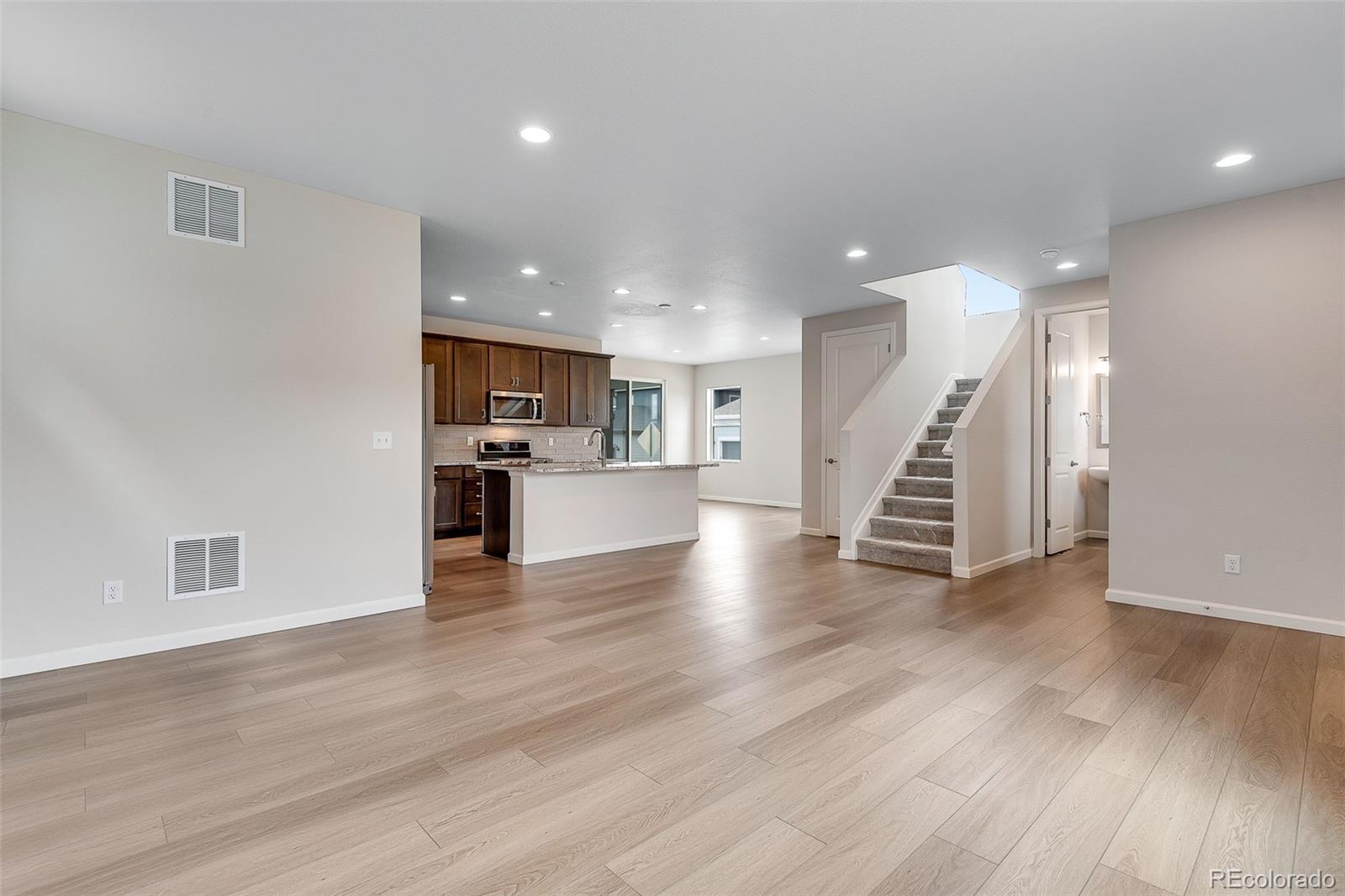 10661 Reunion Parkway