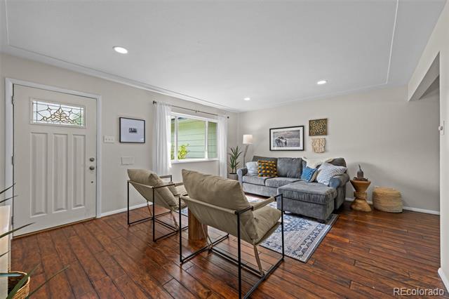 886 S Jersey Street