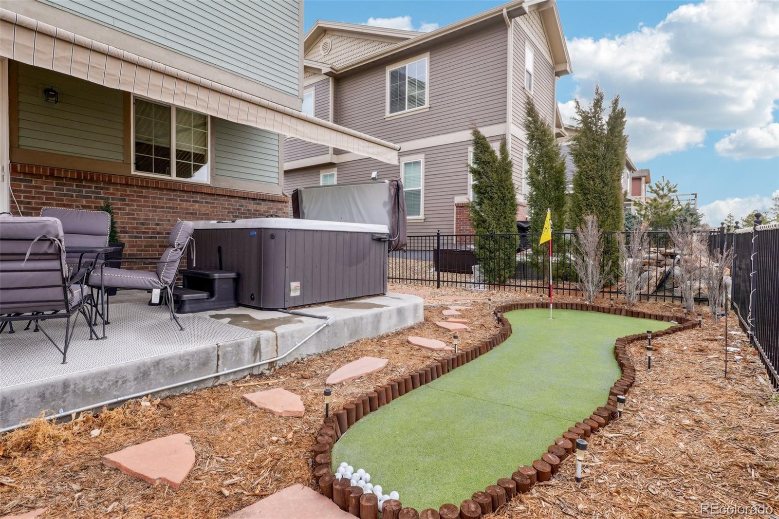 7565 S Quantock Court