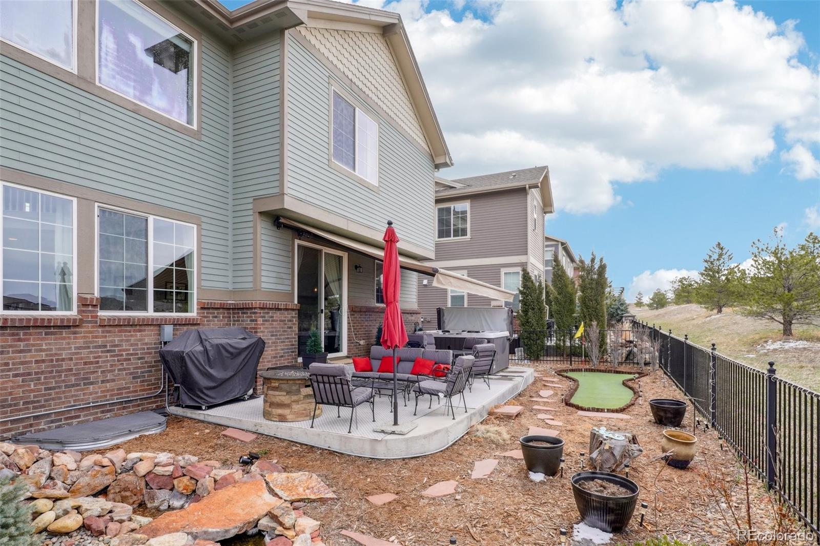 7565 S Quantock Court